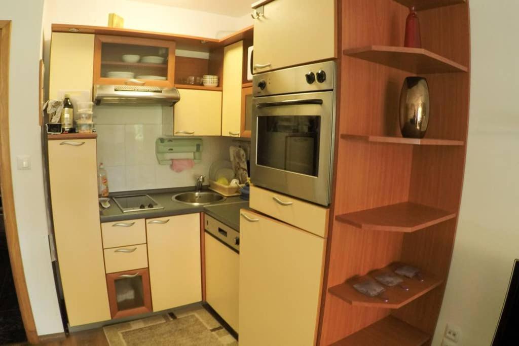 Apartment Zara ดรามัลย์ ภายนอก รูปภาพ