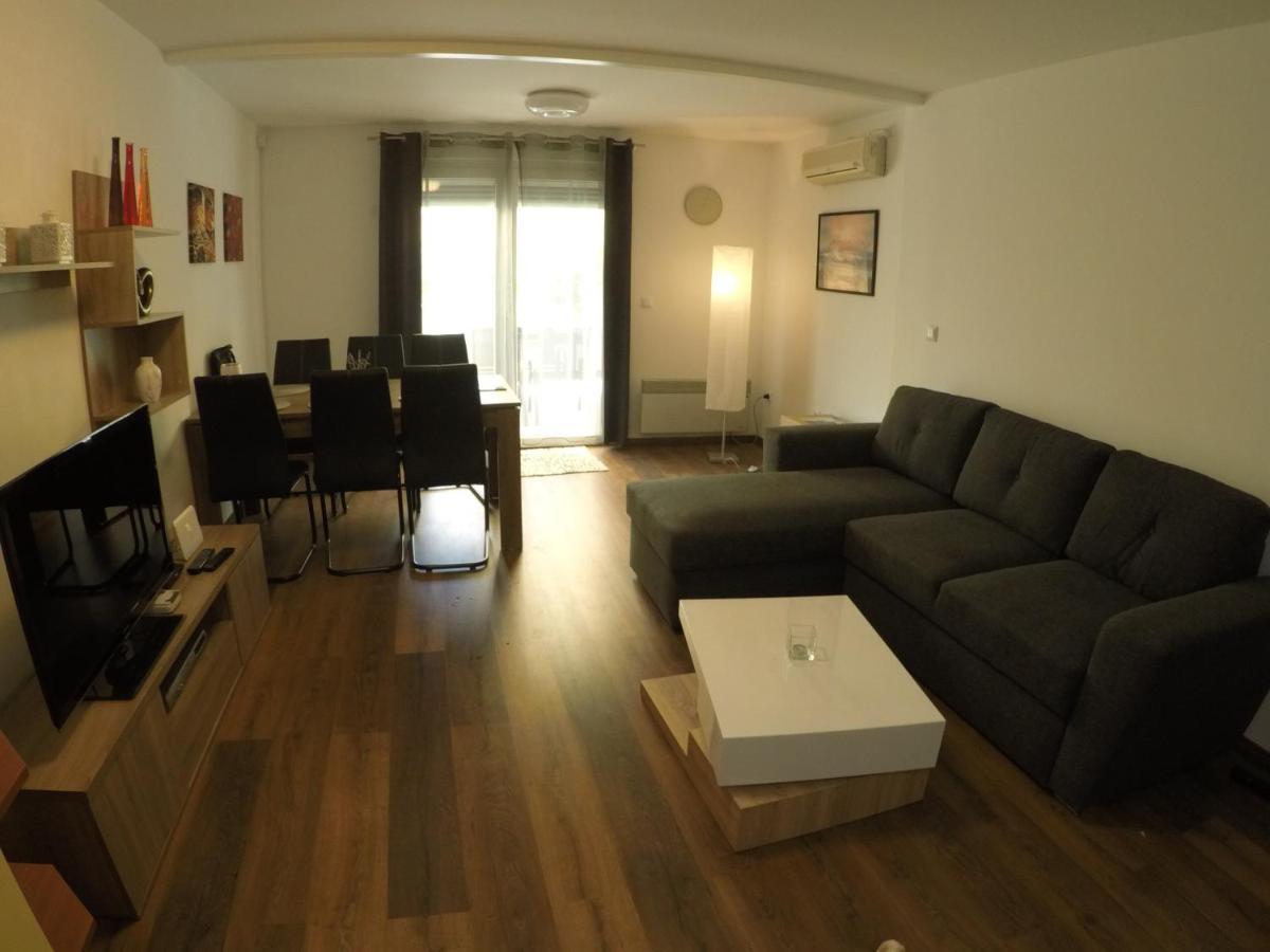 Apartment Zara ดรามัลย์ ภายนอก รูปภาพ